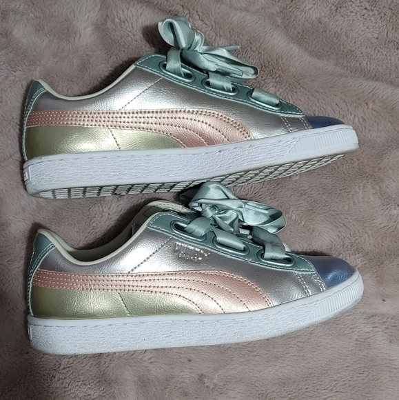 Puma Basket Heart Bauble FM Style: 36480901 - Picture 2 of 4